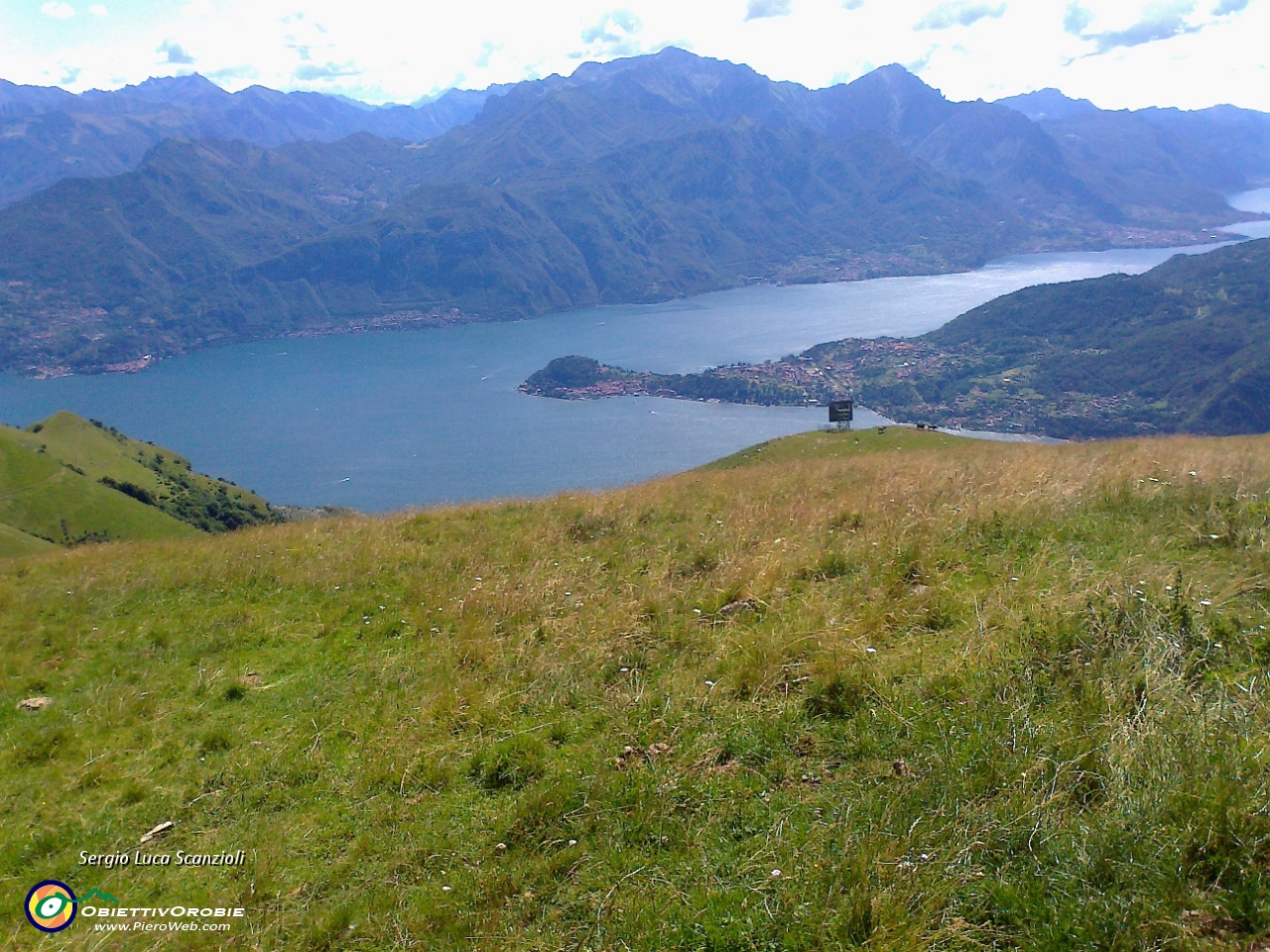 30 Bellagio dalla vetta del Tremezzo.jpg